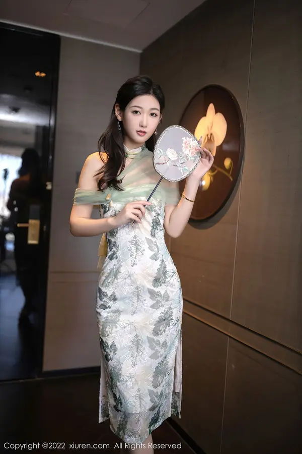 Vol. 05680 唐安琪（81P） (2/81)