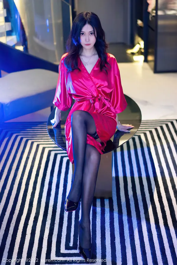 Vol. 05586 laura阿姣（77P） (2/77)