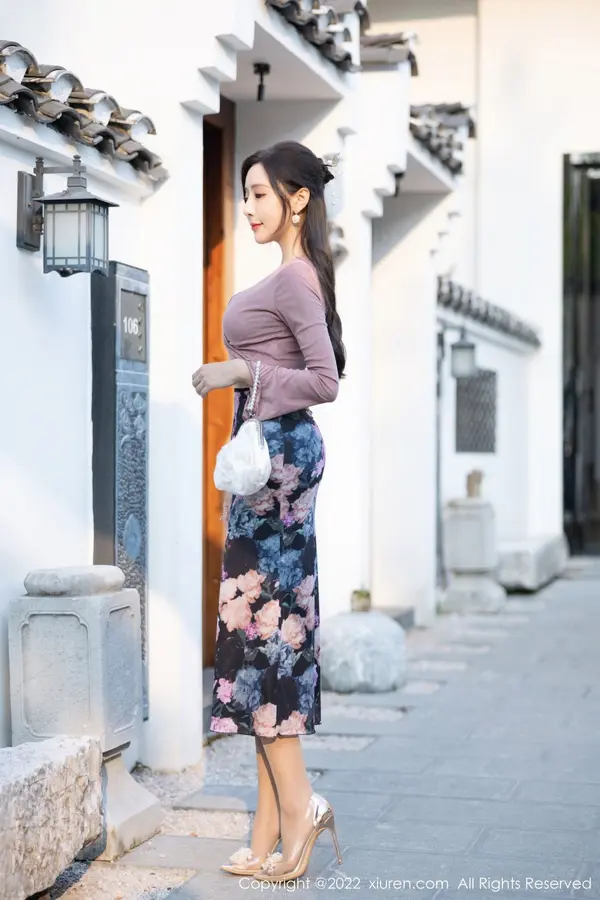 Vol. 05985 王馨瑶yanni（83P） (2/83)