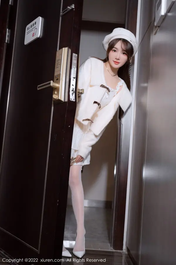 Vol. 06025 婠婠么（69P） (2/69)