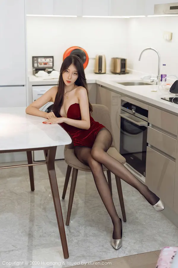 Vol. 0284 玥儿玥er（72P） (4/72)