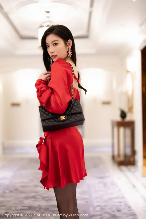 Vol. 0932 杨晨晨Yome（82P） (2/82)