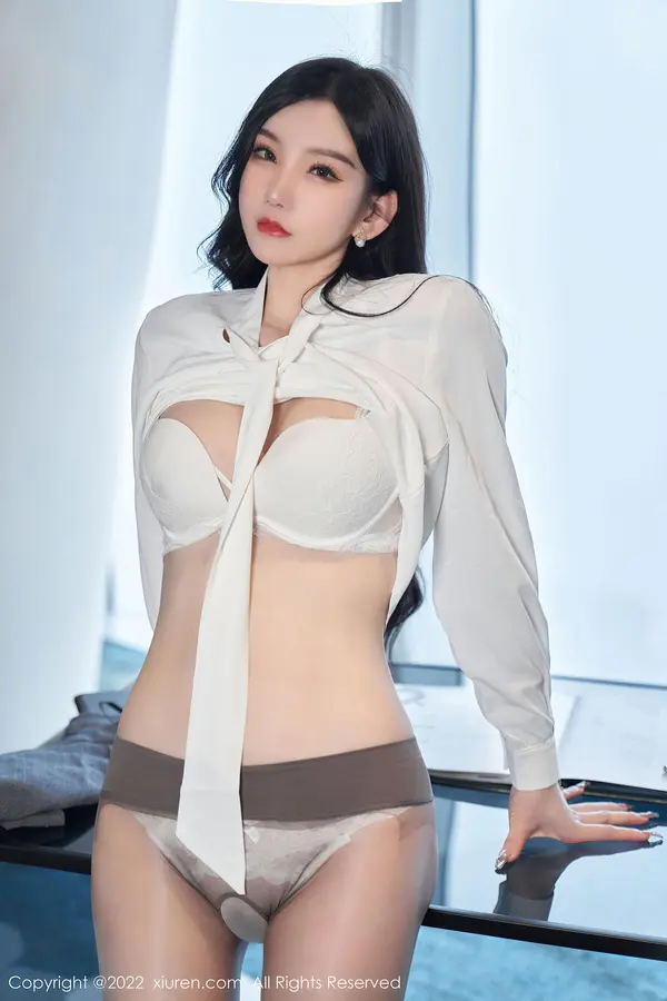 Vol. 05177 周于希Sally（82P） (5/82)