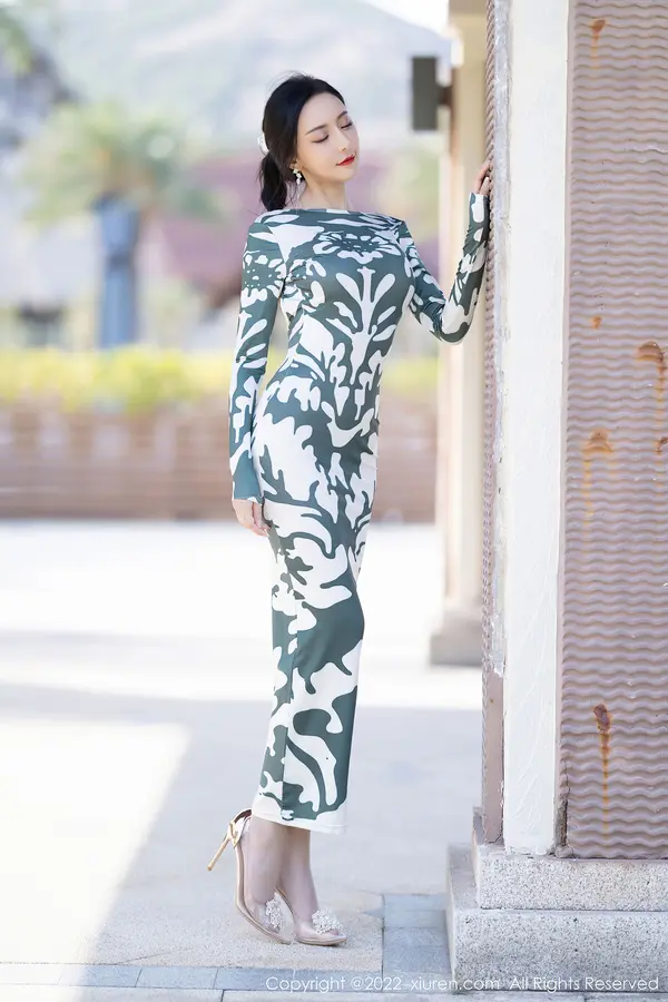 Vol. 05194 王馨瑶yanni（91P） (2/91)