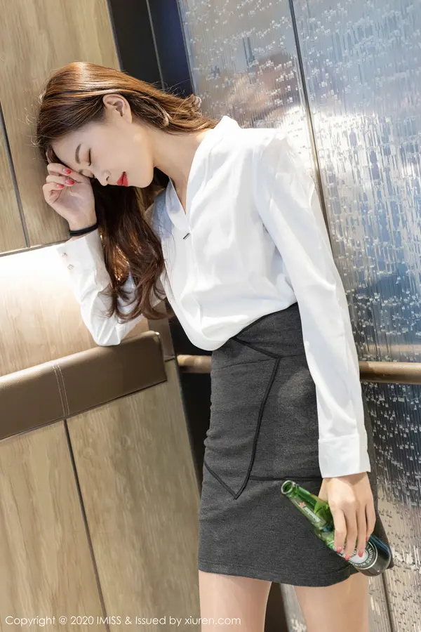 Vol. 0432 杨紫嫣Cynthia（57P） (2/57)