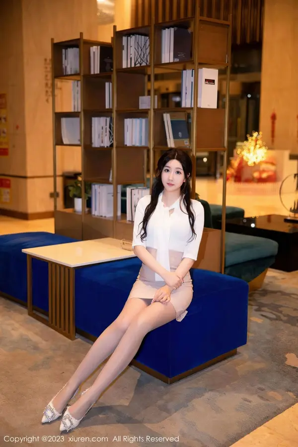 Vol. 06207 江真真（111P） (2/111)