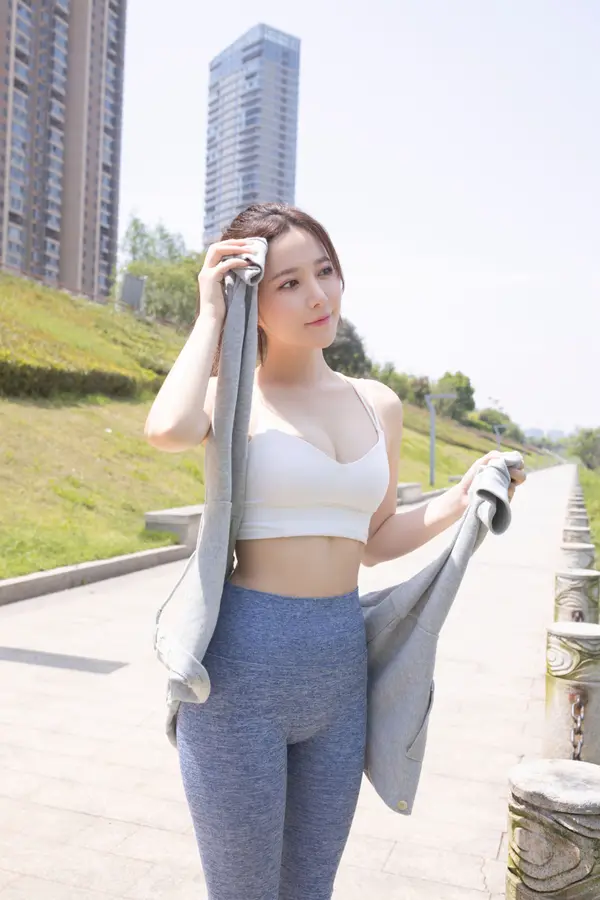 鱼子酱Fish《瑜伽服》（78P） (3/78)