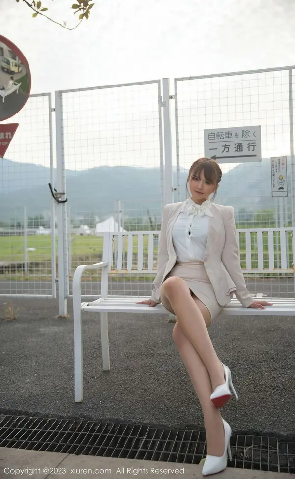 Vol. 06383 张思允Nice（88P） (3/88)