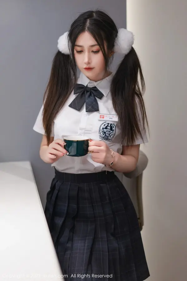 Vol. 06397 laura阿姣（82P） (2/82)