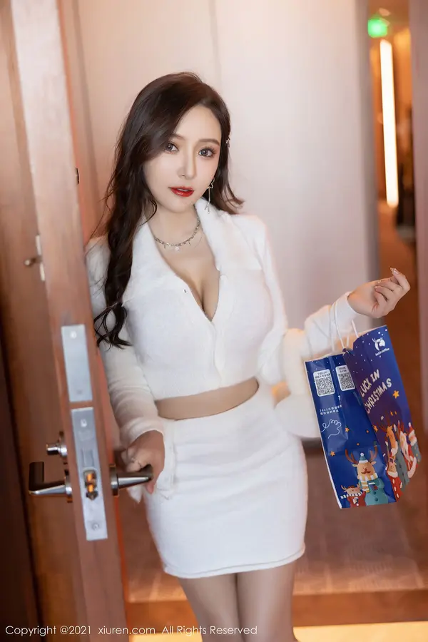Vol. 04359 王馨瑶yanni（83P） (3/83)