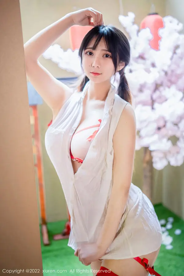 Vol. 04930 久久Aimee（63P） (2/63)