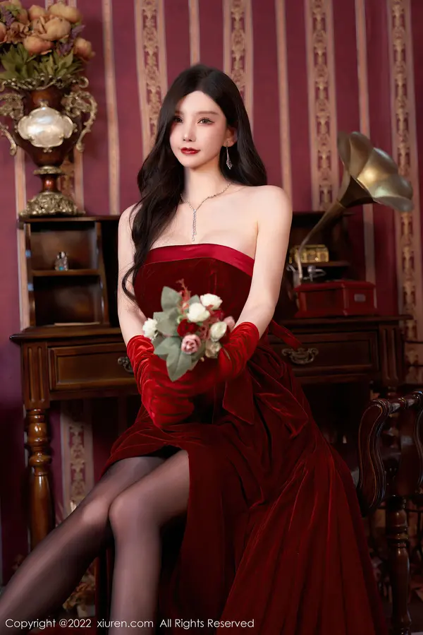 Vol. 04909 周于希Sally（79P） (2/79)