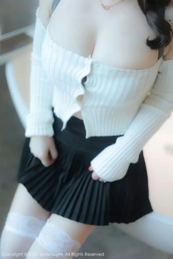 Vol. 06484 诗诗kiki（83P） (2/83)