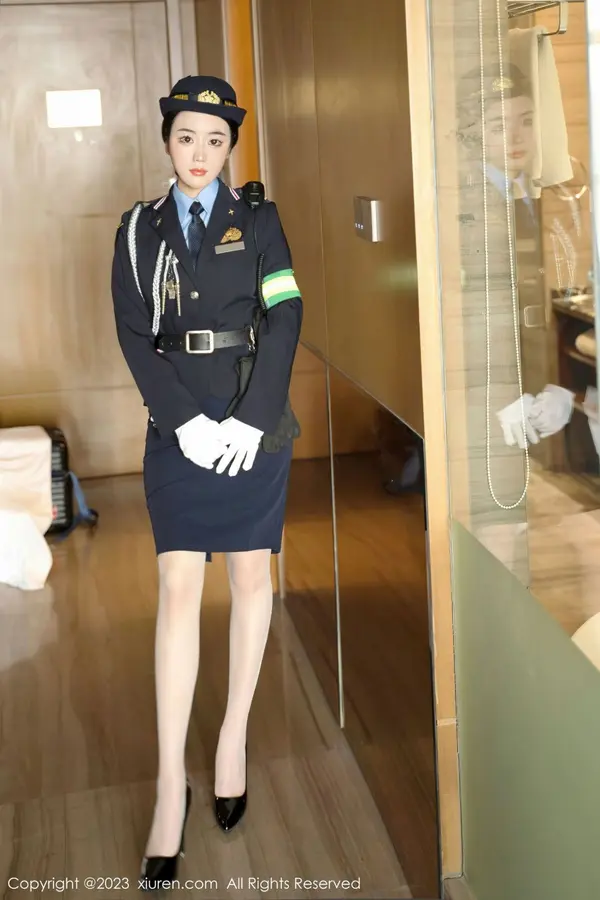 Vol. 06497 汐汐爱吃草莓（86P） (2/86)