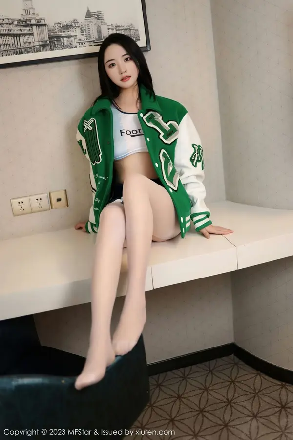 Vol. 0602 汐汐爱吃草莓（52P） (2/52)