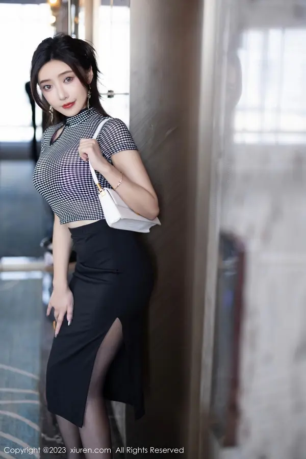 Vol. 07703 王馨瑶yanni（82P） (3/82)