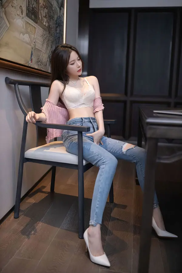鱼子酱Fish《被窥视的秘密》（145P） (6/145)