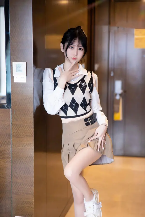 谢小蒽《电动棒》（139P + 4V） (3/139)