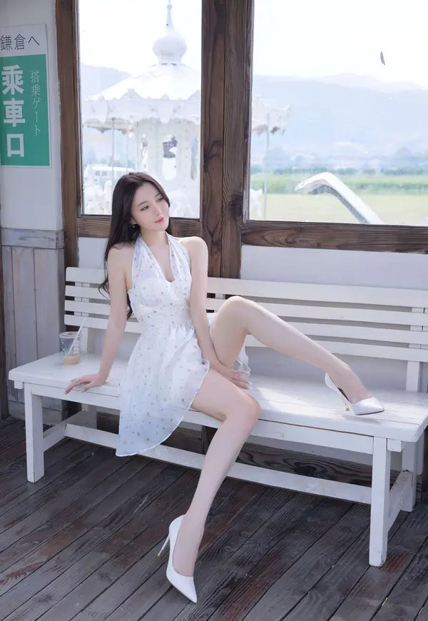 鱼子酱Fish《风吹过想你的车站》（120P） (3/120)