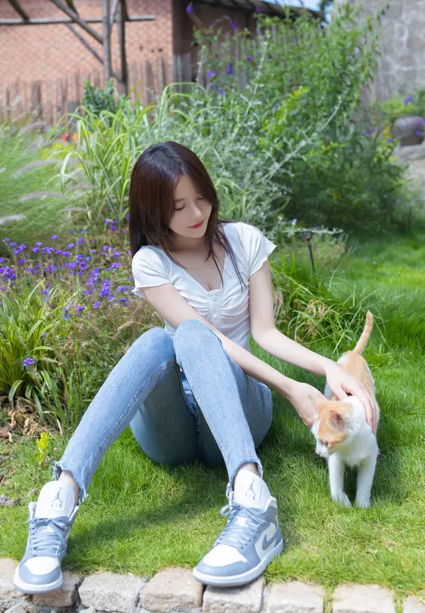 Vol. 7254 内部私购《早秋》（130P）-妹子录-美女图片|美女写真 专注超高清美女图片分享网站