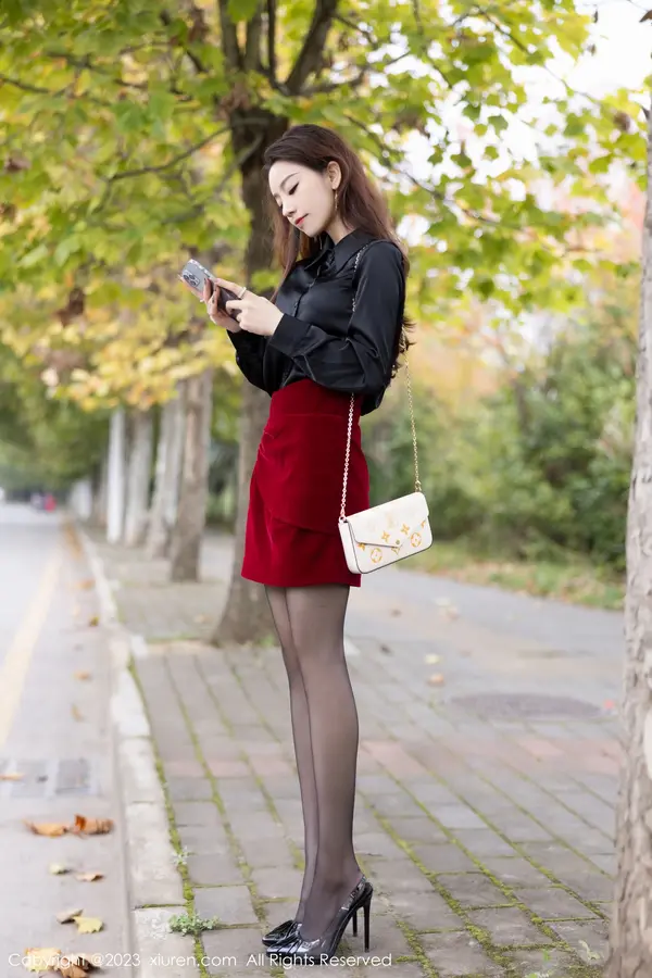 Vol. 07867 苏曼兮（84P） (2/84)