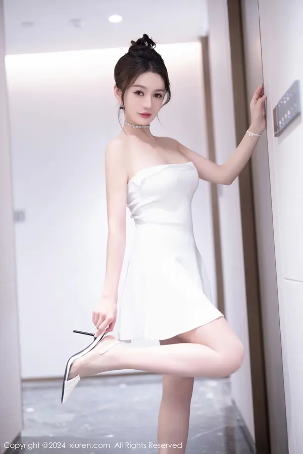 Vol. 07927 唐宁宁（82P） (2/82)