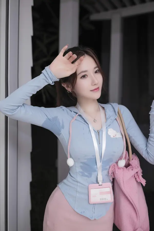 鱼子酱Fish《等下班的人》（130P） (2/130)