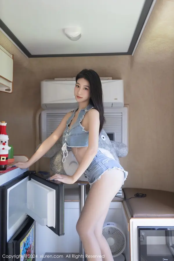 Vol. 07973 熊小诺（81P） (2/81)