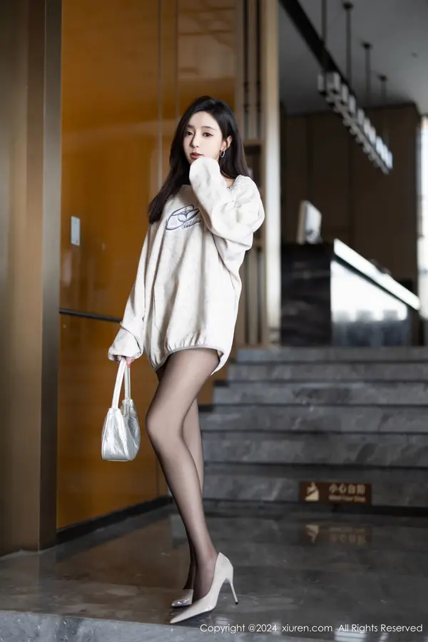 Vol. 08135 王馨瑶yanni（81P） (2/81)