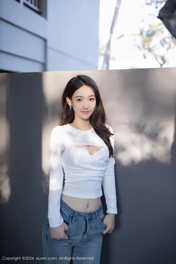 Vol. 08250 唐安琪（81P） (3/81)