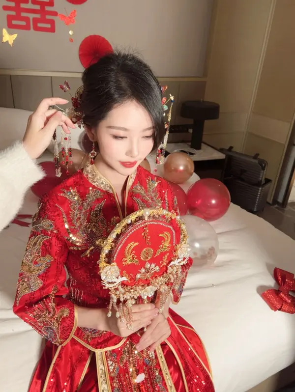 Vol. 8376 利世《私购流出》（54P + 2V） (4/54)
