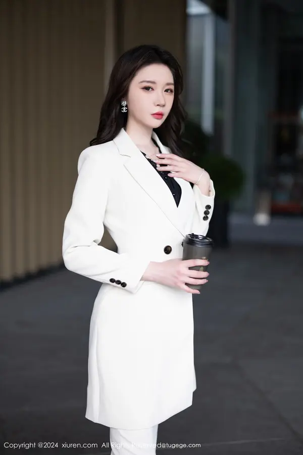 Vol. 08354 梦心玥（91P） (5/91)