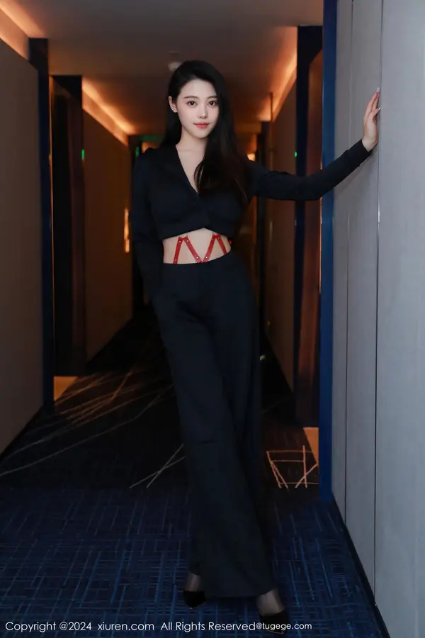 Vol. 08524 清妙（81P） (2/81)