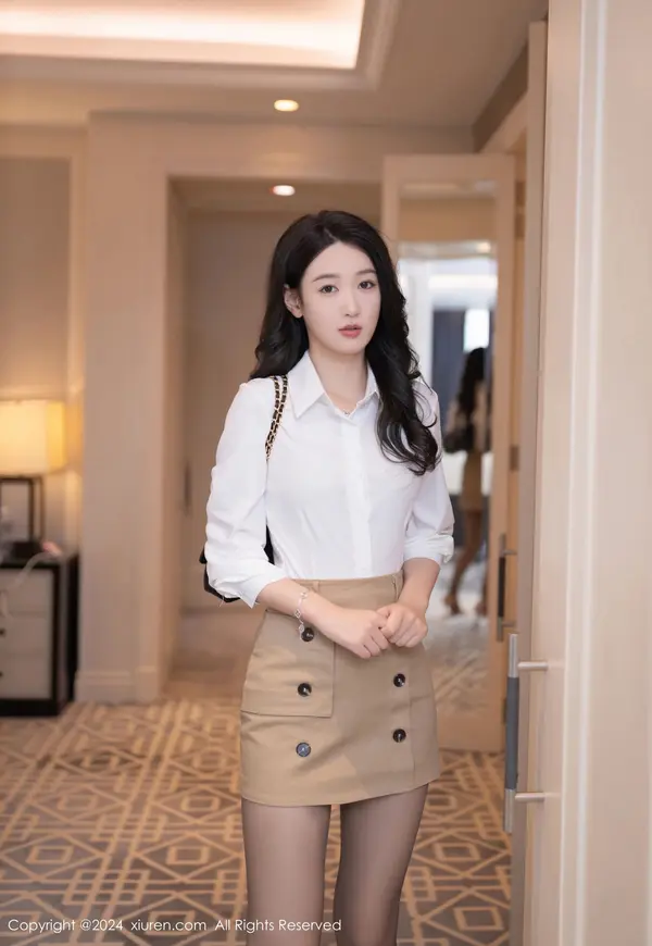 Vol. 08571 唐安琪（81P） (3/81)