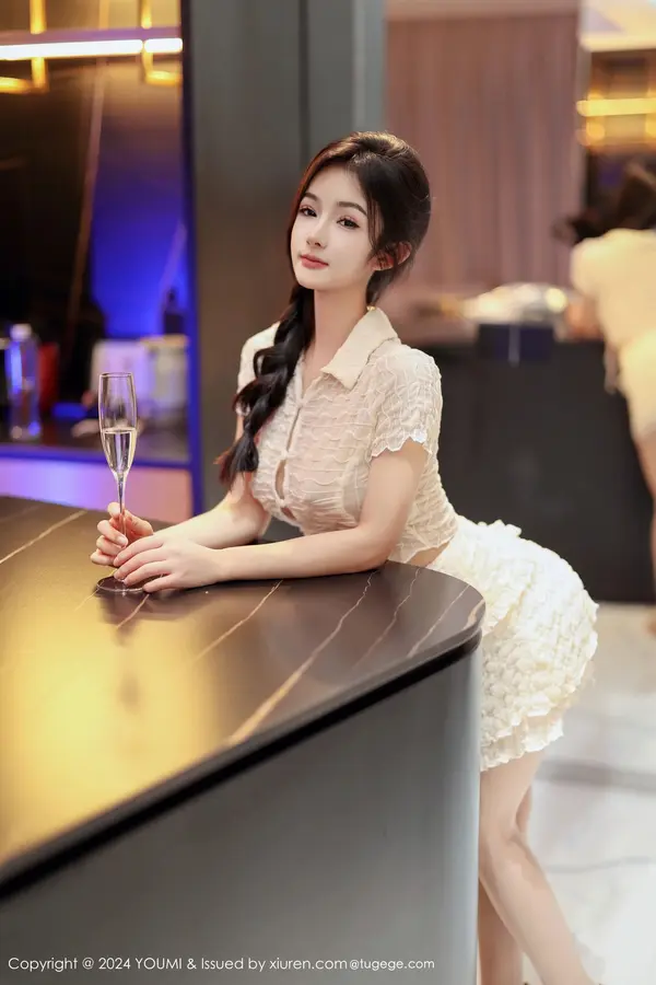 Vol. 1067 谭小灵（82P） (2/82)