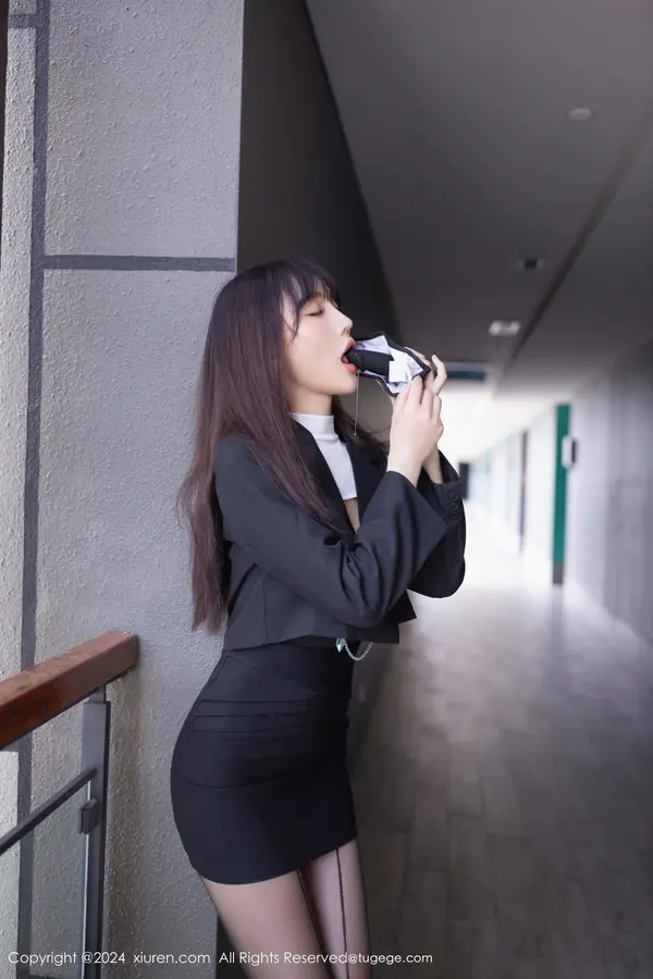 Vol. 08627 陆萱萱（81P） (2/81)