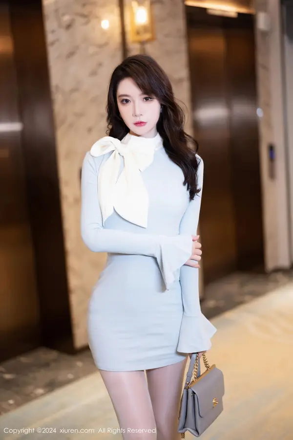 Vol. 08643 梦心玥（92P） (3/92)