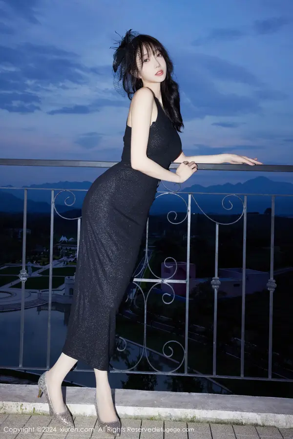 Vol. 08921 玥儿玥er（71P） (2/71)