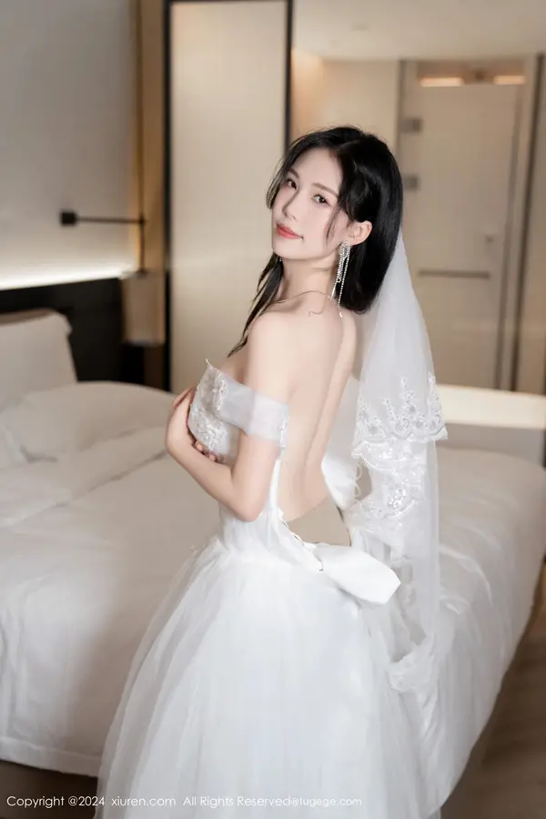 Vol. 08998 利世（101P） (3/101)