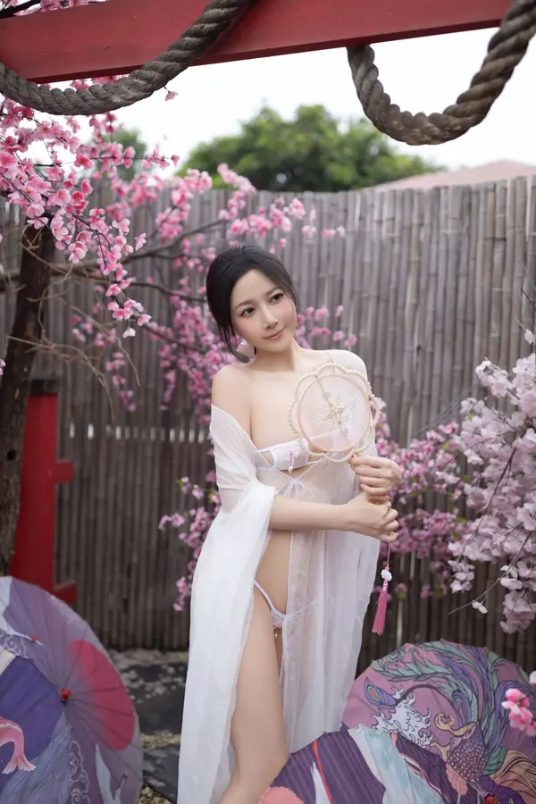 Vol. 8927 鱼子酱Fish《花想容》（120P） (2/120)