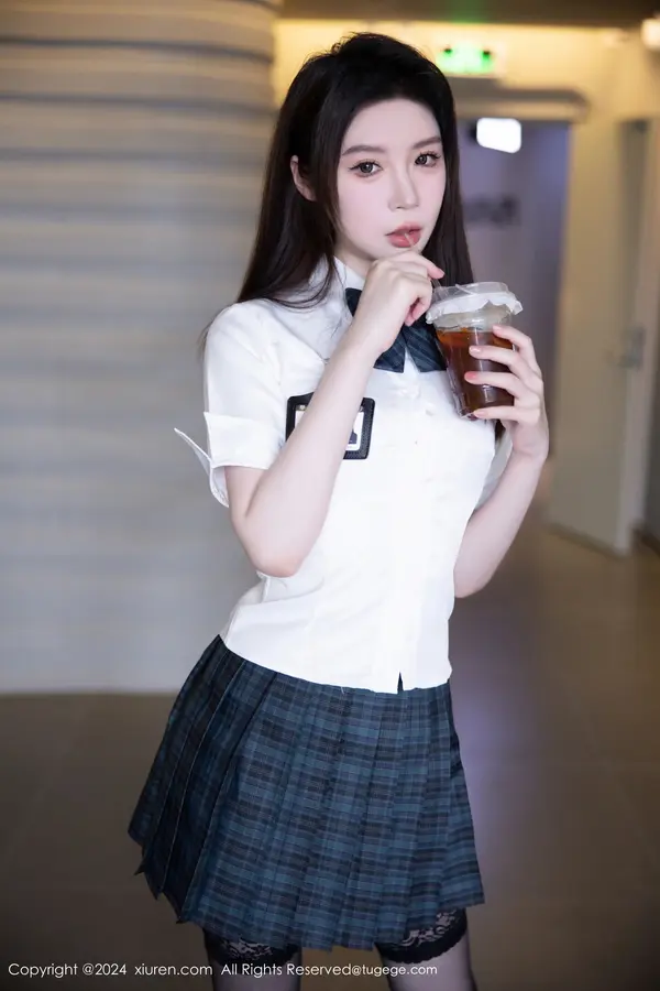 Vol. 09074 梦心玥（92P） (6/92)
