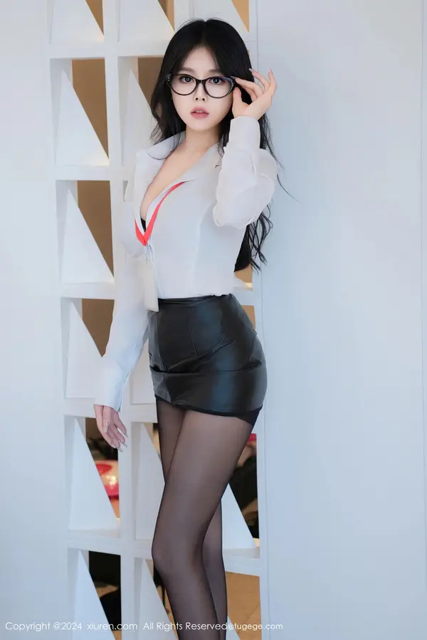 Vol. 09149 董媛媛Janel（67P） (3/67)