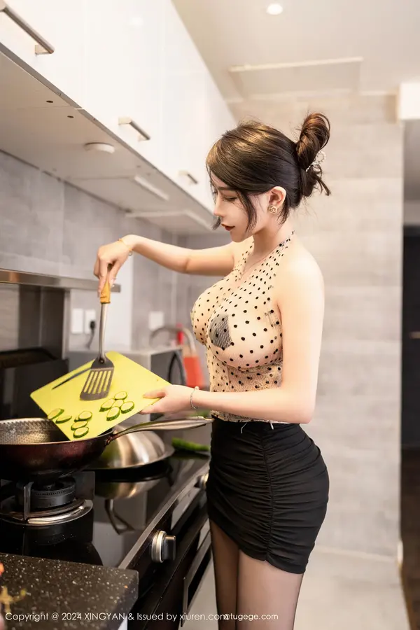 Vol. 0275 李若汐ci（81P） (6/81)