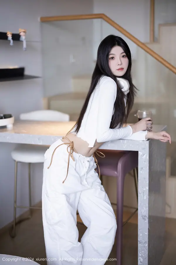 Vol. 09262 初梦瑶（84P） (4/84)