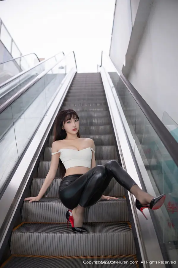 Vol. 09377 陆萱萱（82P） (5/82)