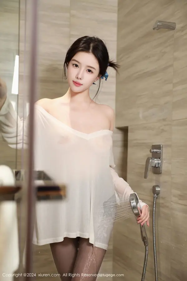 Vol. 09385 唐翩翩（67P） (2/67)