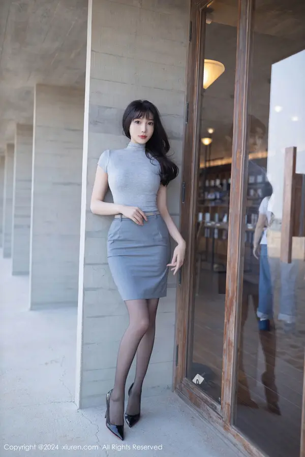 Vol. 09450 陆萱萱（81P） (3/81)