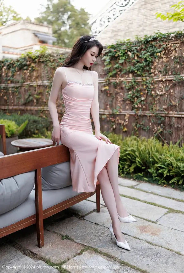 Vol. 09584 梦心玥（93P） (6/93)