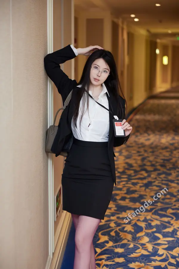 Vol. 9131 白茹雪abby《私购流出》（87P + 4V） (4/87)