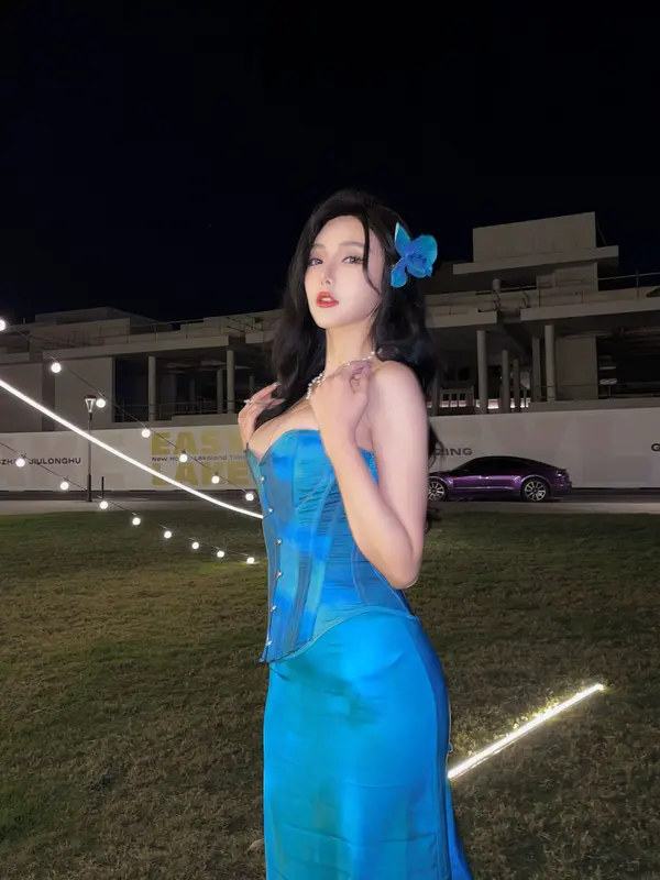 王馨瑶《私购流出》（81P + 1V）-妹子录-美女图片|美女写真 专注超高清美女图片分享网站